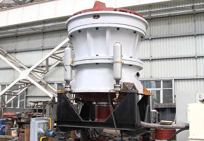 Gyratory crusher