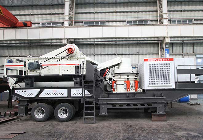 Wheel mobile cone crusher