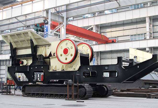 Crawler type mobile jaw crusher